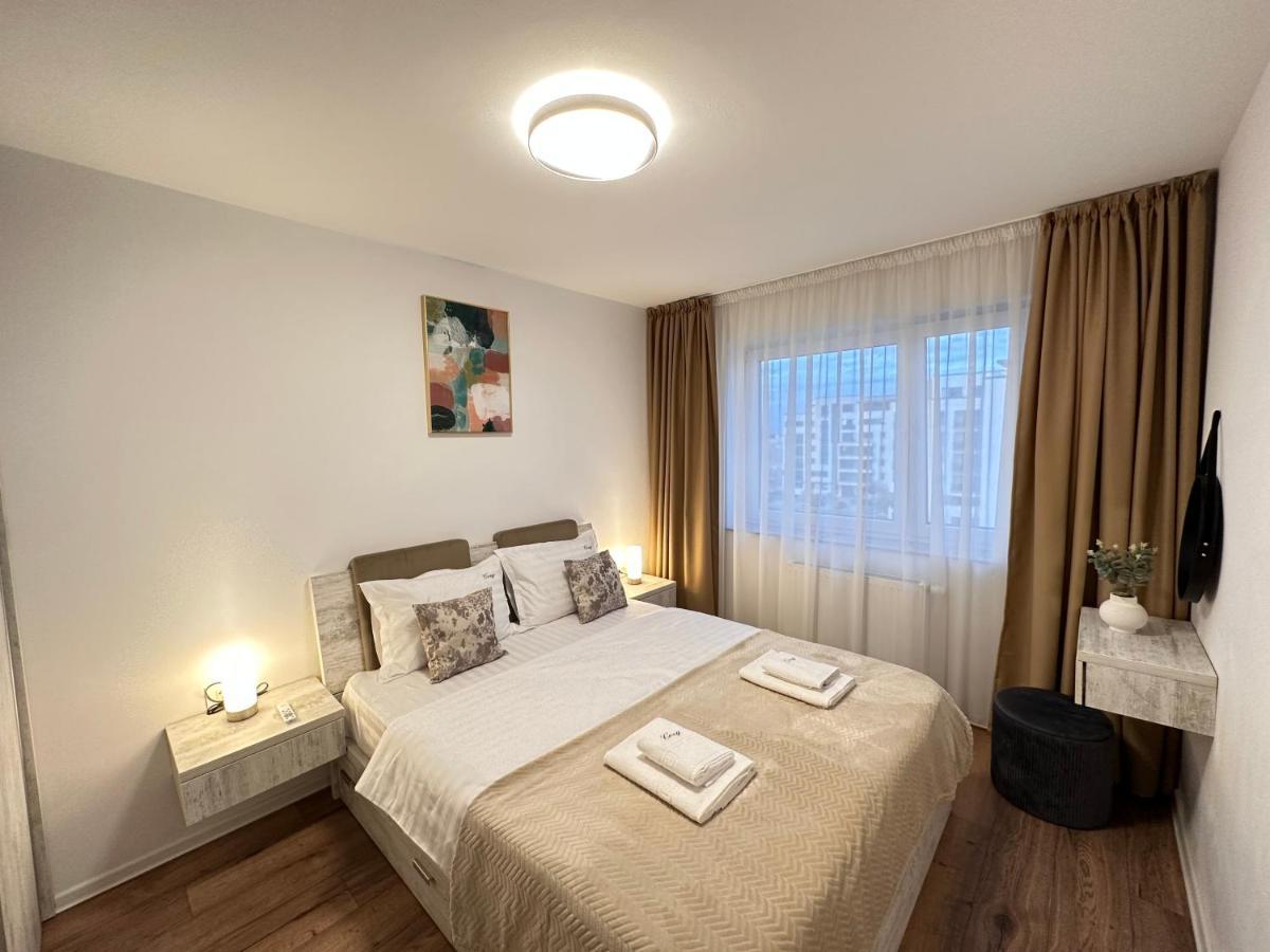 Deluxe Cozy Apartments - Coresi Mall #Brasov Luaran gambar